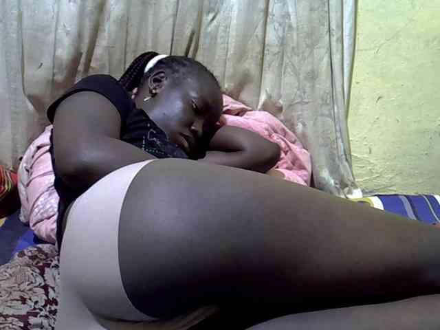 black-beauty webcam