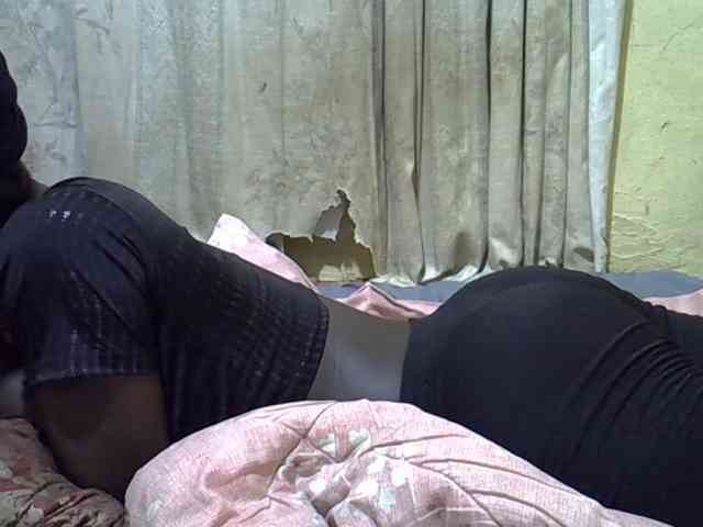 black-beauty webcam