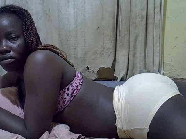 black-beauty webcam