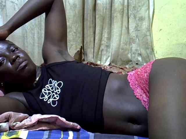 black-beauty webcam