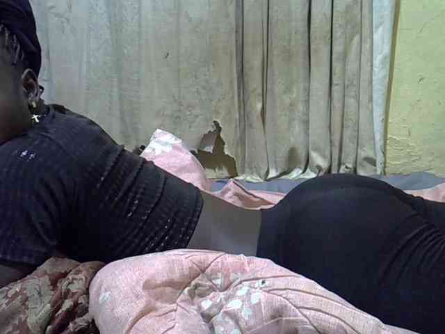 black-beauty webcam