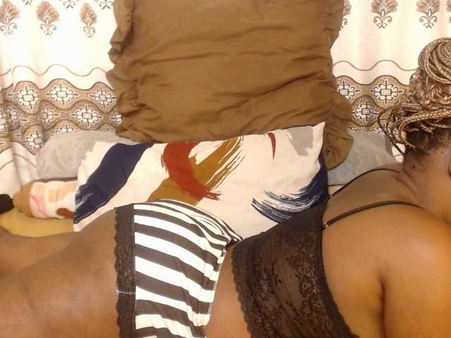 Karishma live cam on BongaCams