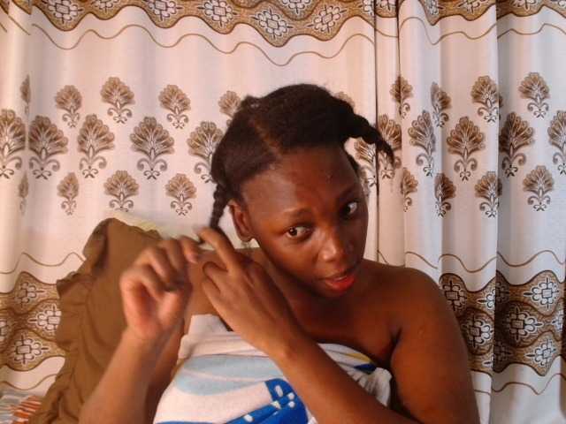 Karishma live cam on BongaCams