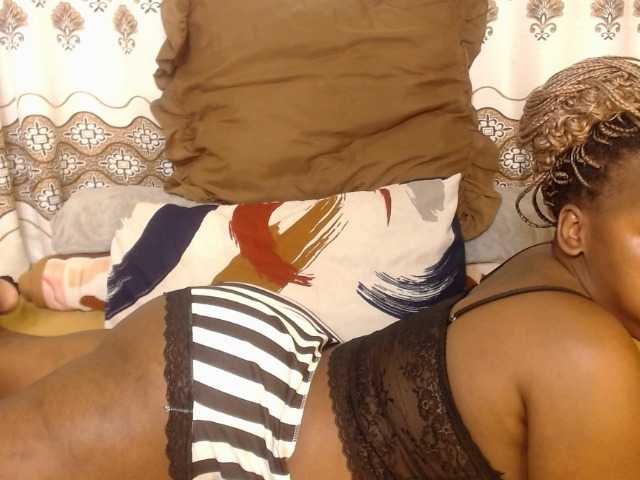 Karishma live cam on BongaCams