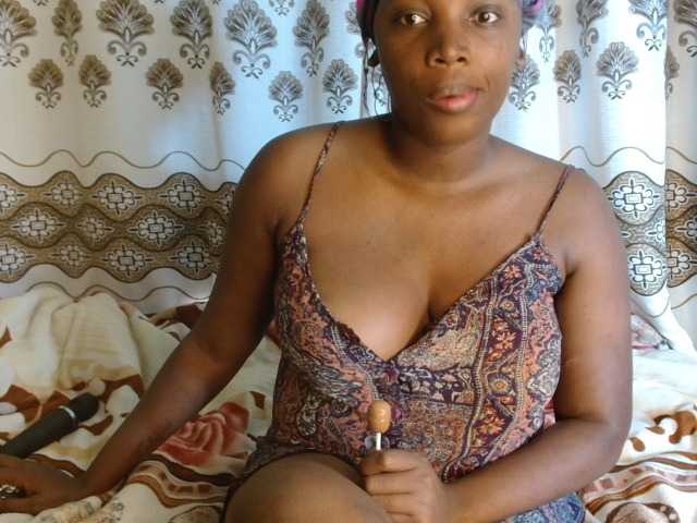 Karishma Live Cam on BongaCams