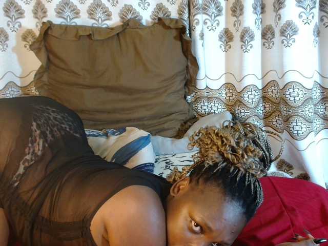 Karishma live cam on BongaCams