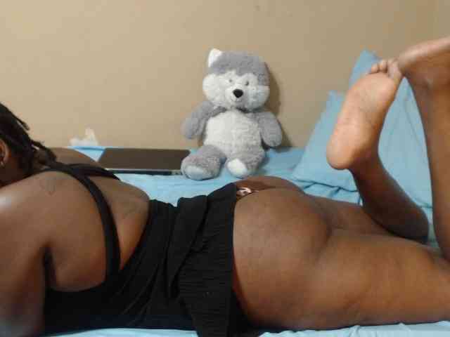 Karishma webcam