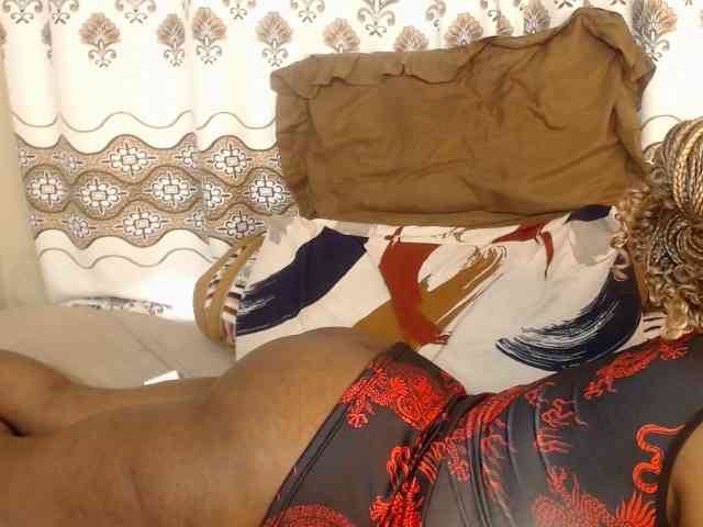 Karishma webcam