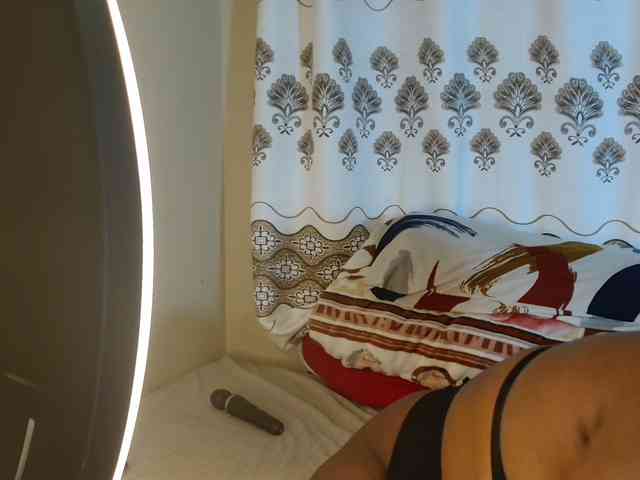 Karishma webcam
