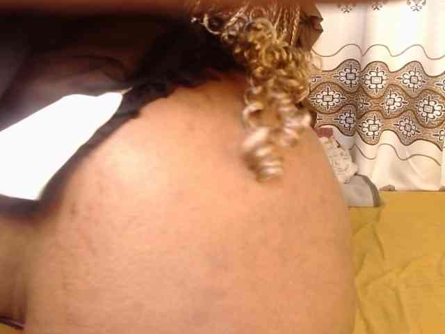 Karishma webcam