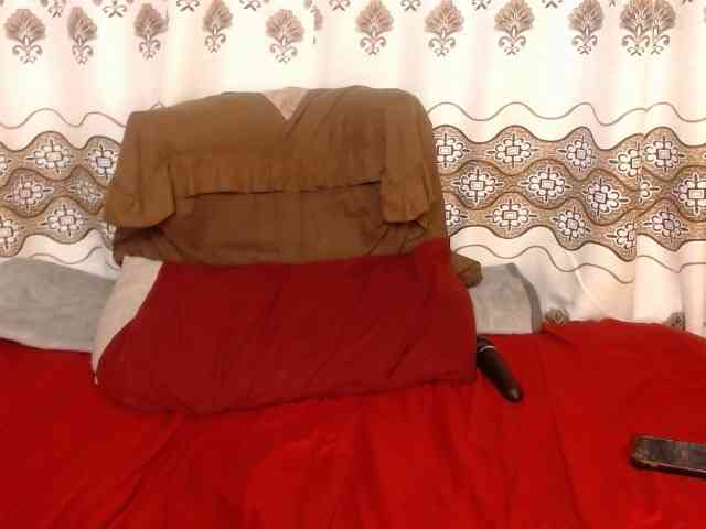 Karishma webcam