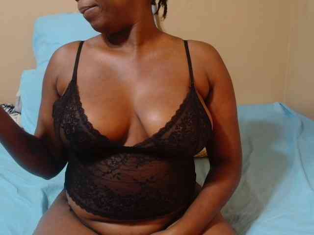 Karishma webcam