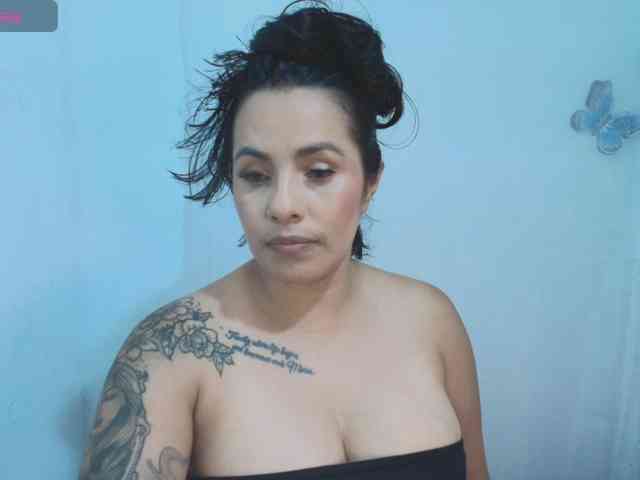 ashhy webcam
