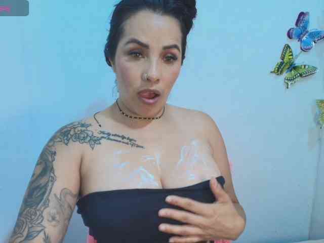 ashhy webcam