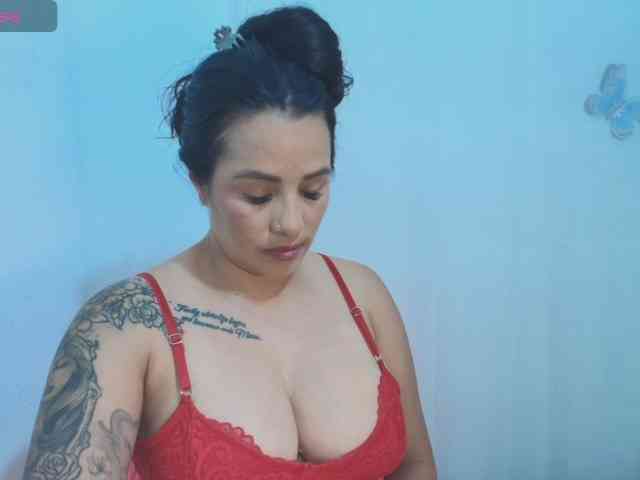 ashleyxx20 ashleyxx20
