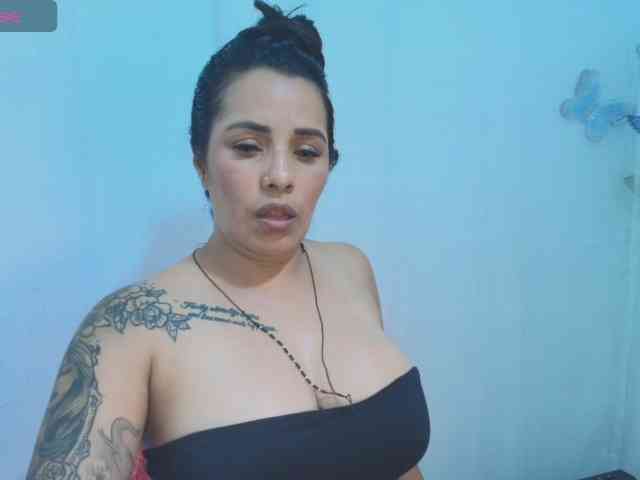 ashhy webcam