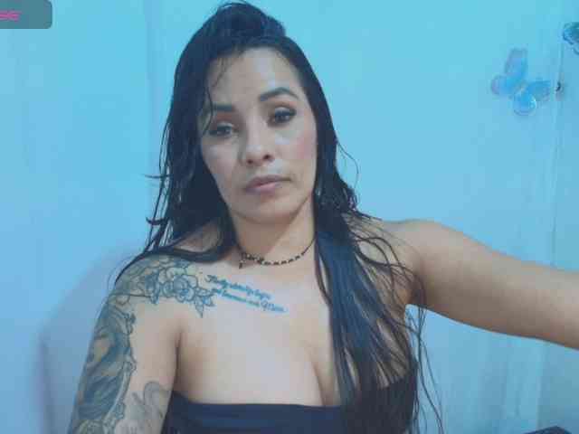 ashhy webcam