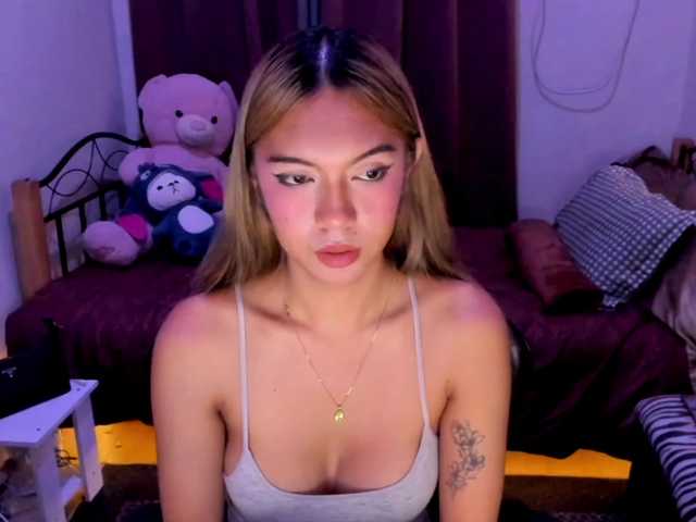 EmmaCoxx