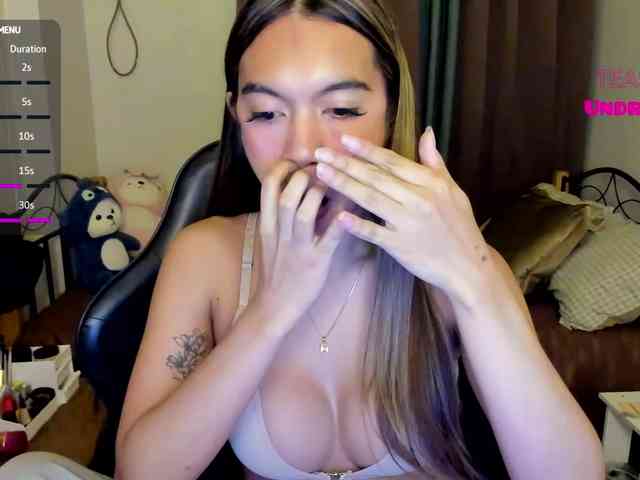 EmmaCoxx