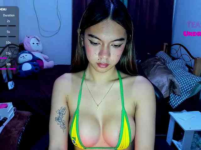 EmmaCoxx