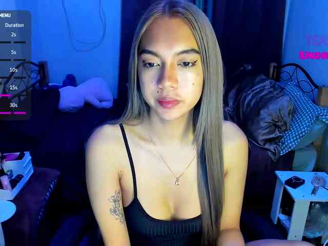 EmmaCoxx Live Webcam on BongaCams