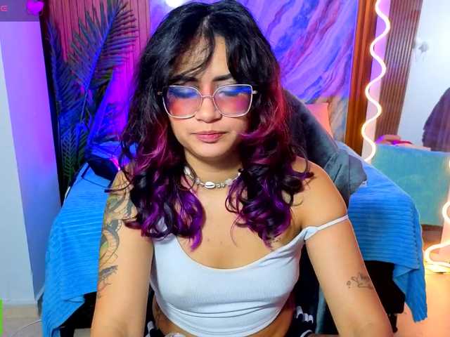 Kristen-tay live cam on BongaCams