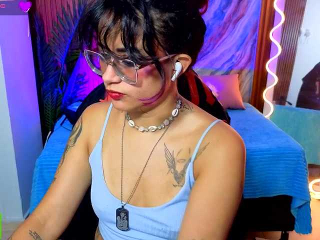 Kristen-tay live cam on BongaCams