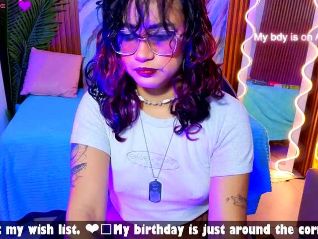 Kristen-tay live cam on BongaCams
