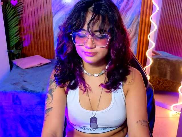 Kristen-tay live cam on BongaCams