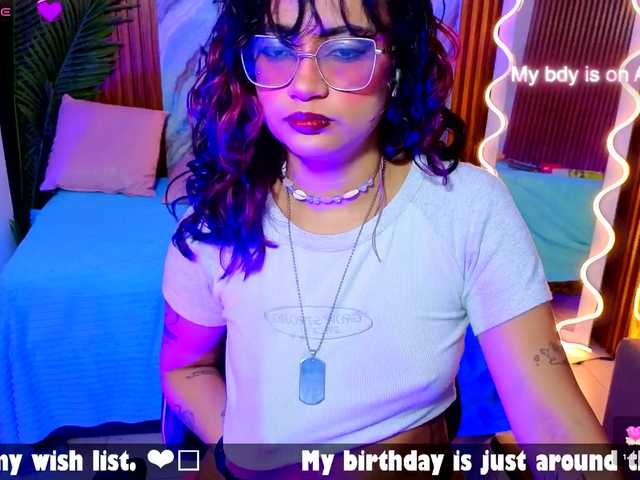 Kristen-tay live cam on BongaCams