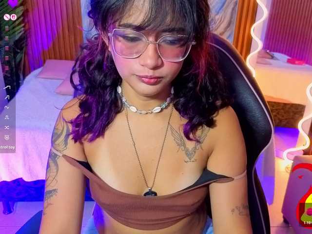 Kristen-tay live cam on BongaCams