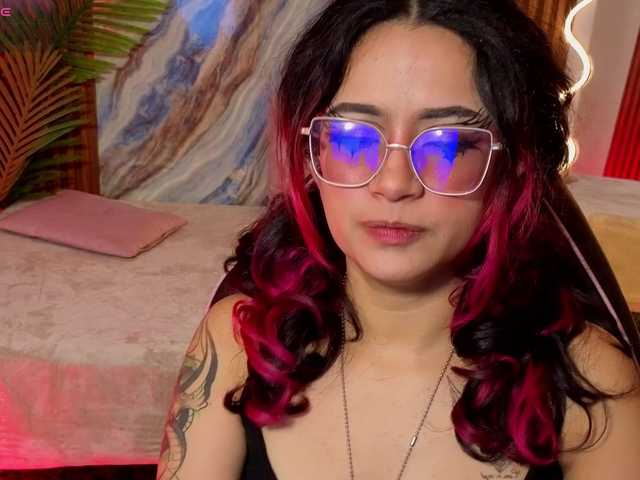 Kristen-tay live cam on BongaCams