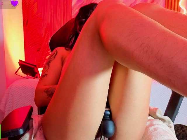 Kristen-tay live cam on BongaCams