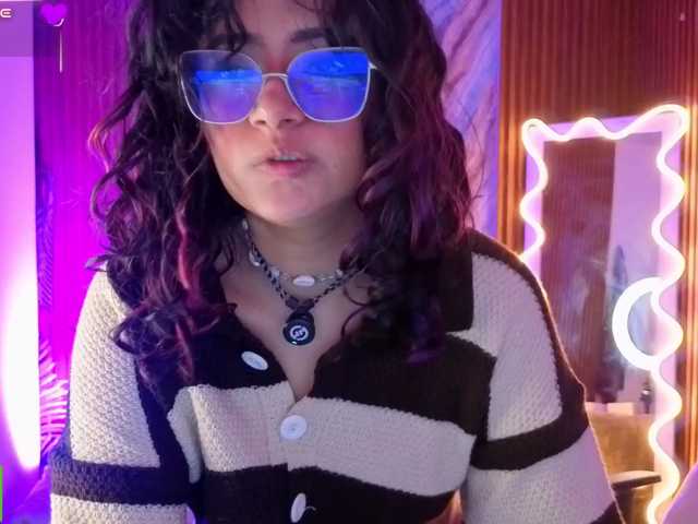 Kristen-tay live cam on BongaCams