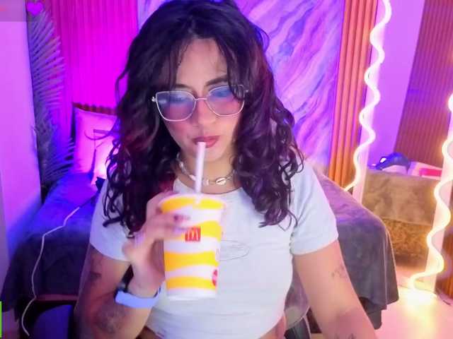Kristen-tay