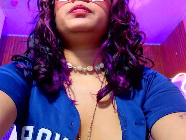 Kristen-tay live cam on BongaCams