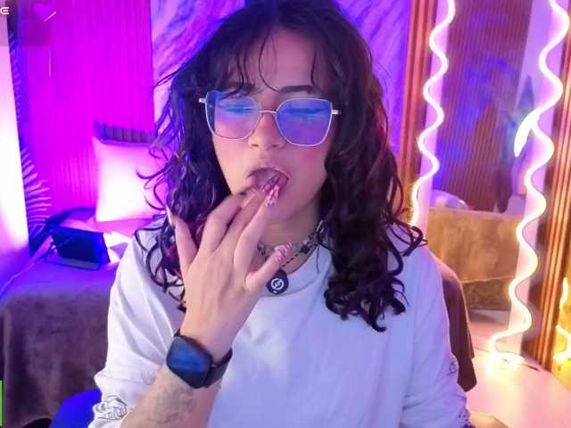 Kristen-tay