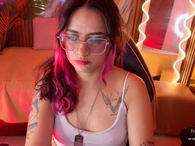 Kristen-tay live cam on BongaCams