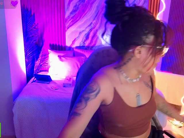 Kristen-tay