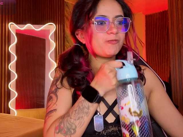 Kristen-tay live cam on BongaCams