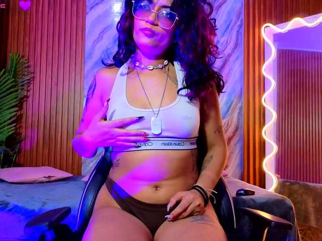 Kristen-tay live cam on BongaCams