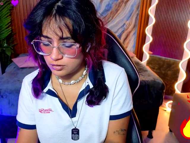 Kristen-tay live cam on BongaCams