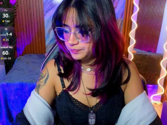 Kristen-tay live cam on BongaCams