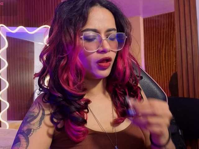 Kristen-tay live cam on BongaCams