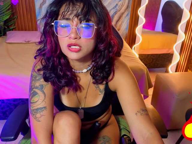 Kristen-tay live cam on BongaCams