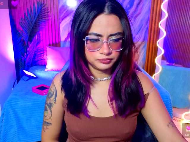 Kristen-tay live cam on BongaCams