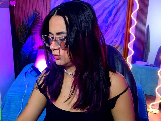 Kristen-tay live cam on BongaCams