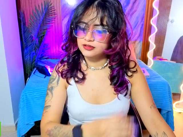 Kristen-tay live cam on BongaCams
