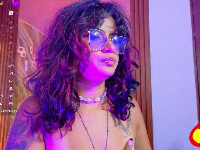 Kristen-tay live cam on BongaCams