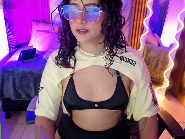 Kristen-tay live cam on BongaCams